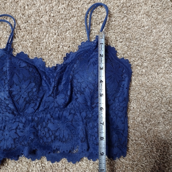 Lace Bralette in Navy Blue - Picture 11 of 11